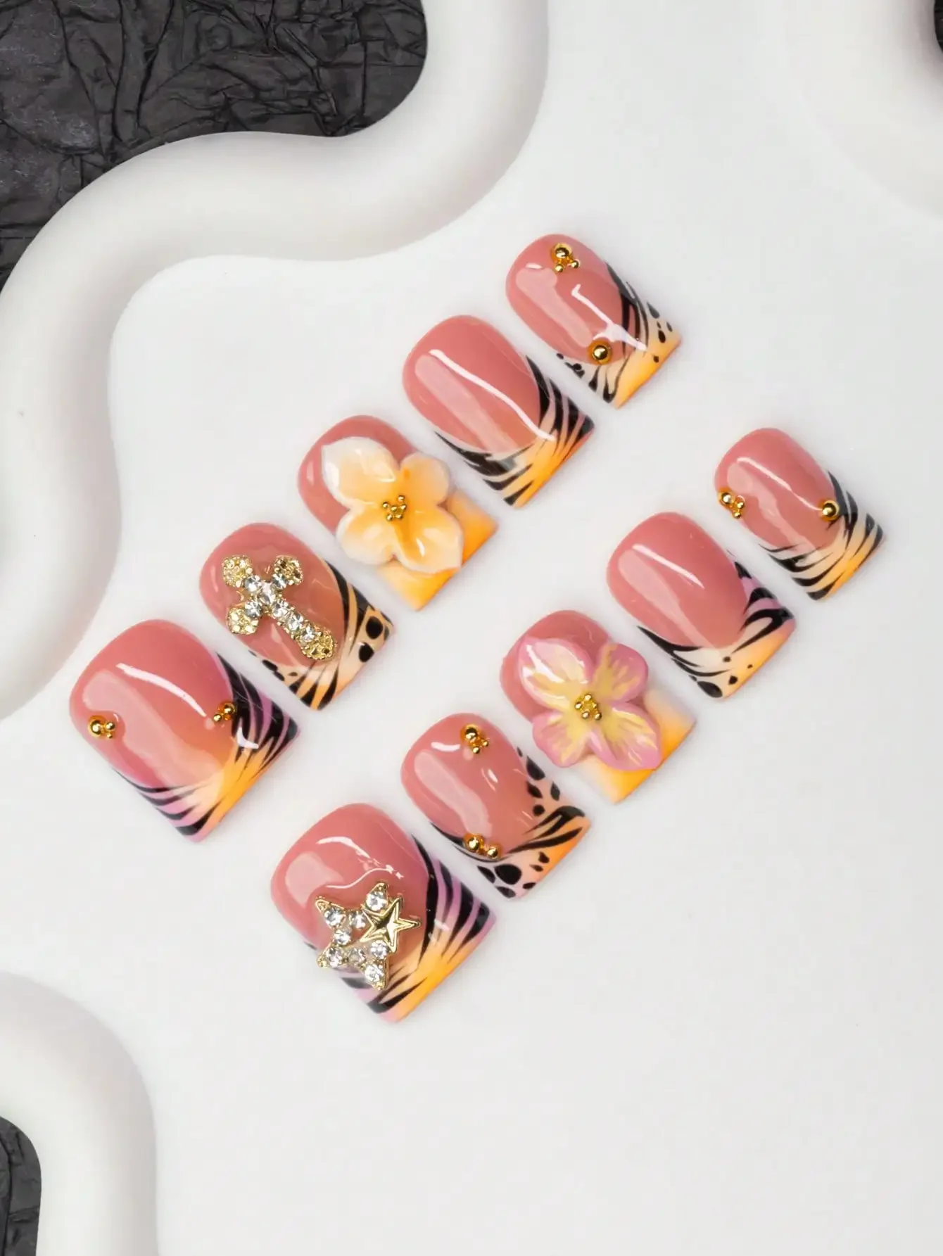 Resin Art Flower - 10pcs/Set Handmade Square Nail Tips With