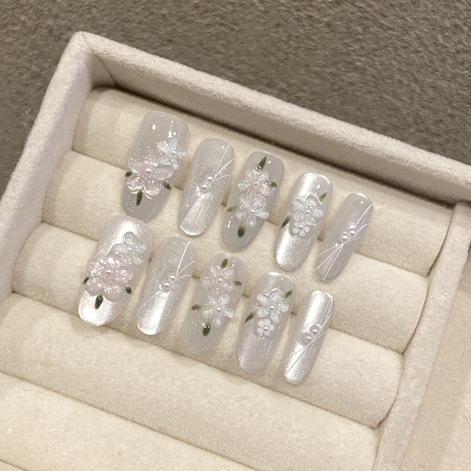 10pcs Glitter Sliver Press On  - đánh giá và giá Resin Art Flower